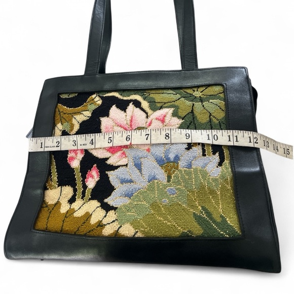 Lee’s Needle Art Vintage Black Leather Floral Needlepoint Shoulder Bag Purse - Picture 15 of 17